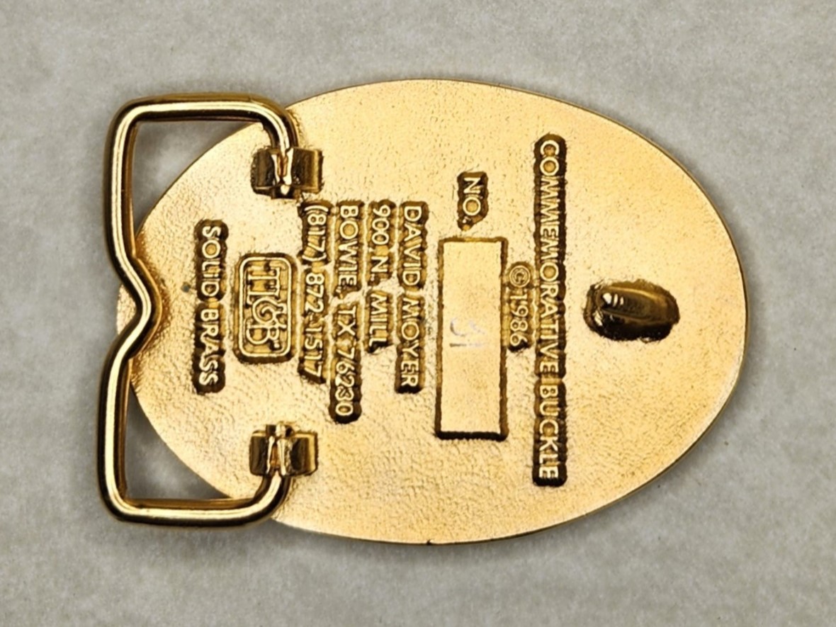 [Buckle Back Pic Missing] (Click here)